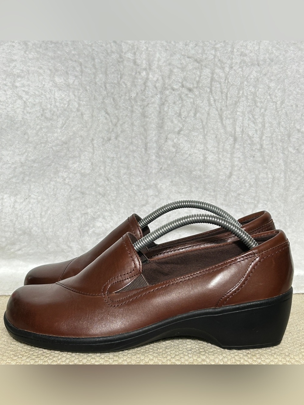 Clarks Womens Brown Leather May Poppy Bendables SlipOn Wedge Loafer Shoes SZ 9M - Picture 2 of 11